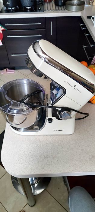 Robot plenarny Zelmer