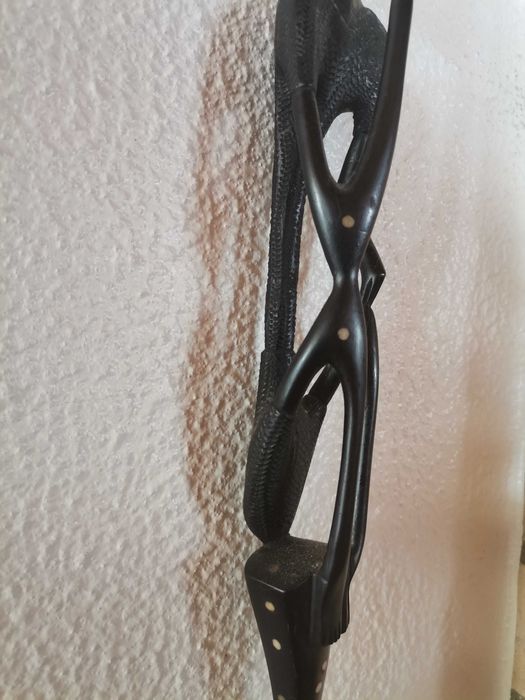 Escultura pau artesanato africano