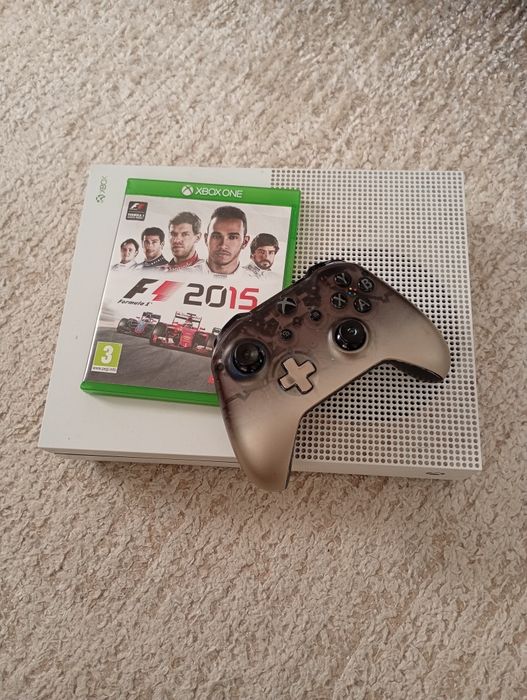 Xbox One s  disponível em bom estado