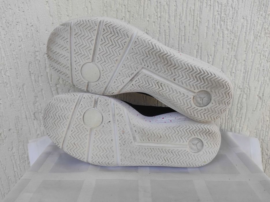 Кроссовки текстильние NIKE Jordan р.35.5