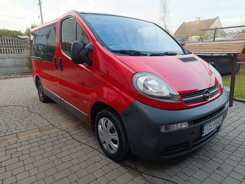 Czyszczenie tapicerki samochodowej , polerowanie  reflektorów