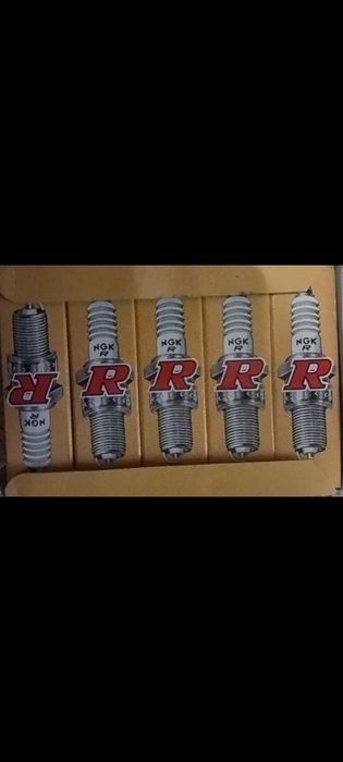 Velas de ignição novas para carros 5 euros