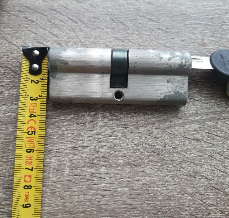 Серцевина (лічинка) замка 40×40, 1 ключ