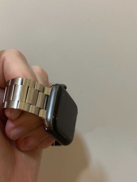 Apple Watch 5 44 Space Gray