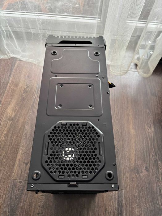 Obudowa Midi Tower + Zasilacz SilentiumPC 500W 80+ + Napęd DVD + Kable