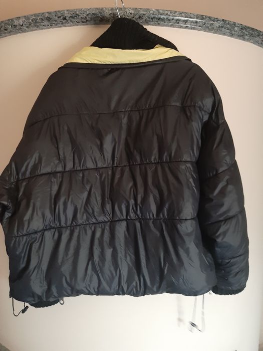 Kurtka czarna oversize Zara krótka kolekcja damska dzianina kurteczka