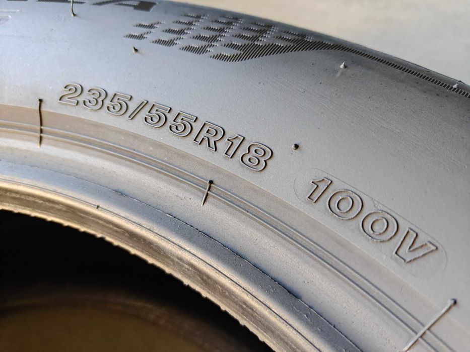 R18 235 55 шини літні 24р Bridgestone Turanza T005 гарний стан