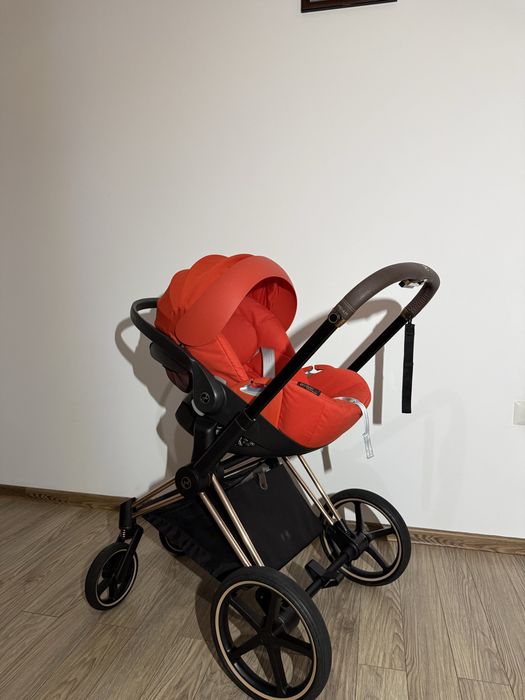 Продам  коляску Cybex Priam 4.0  Autumn Gold
