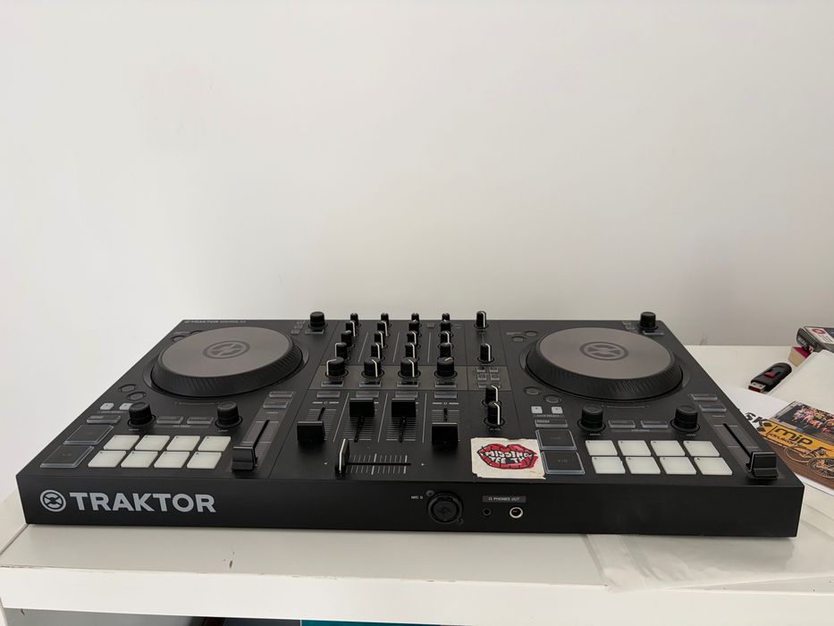 Native Instruments Traktor Kontrol S3 Kontroler DJ