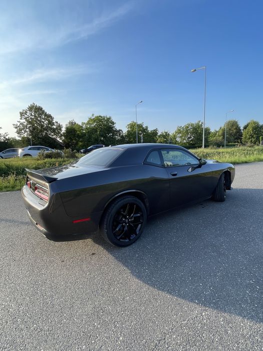 Dodge challenger
