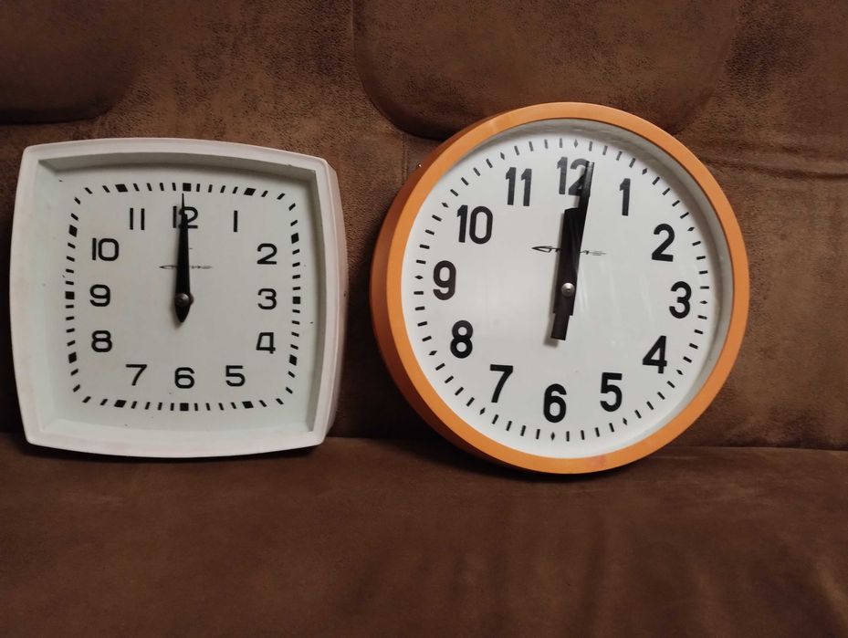 Часы настенные электрические