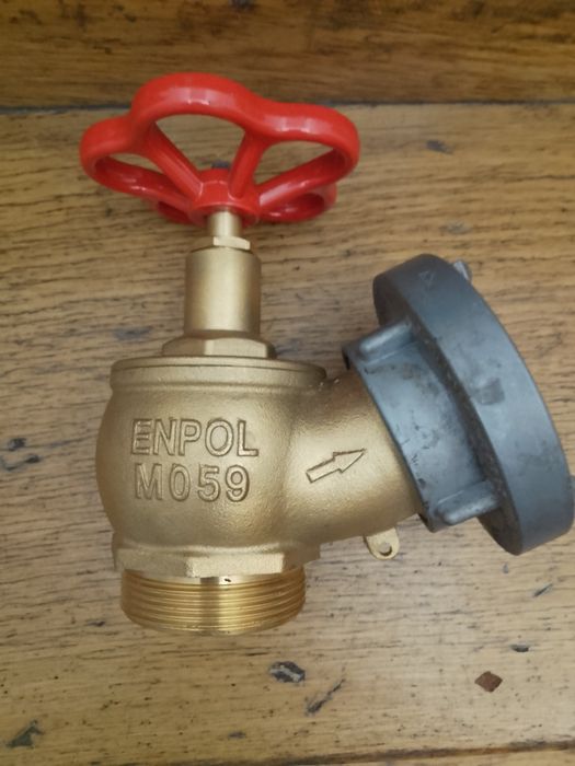 Zawór hydrantowy 2"