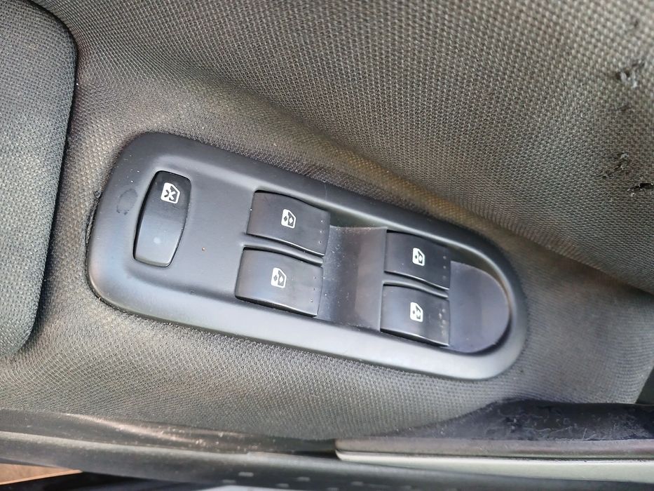 Comando / botão / interruptor vidros frente esquerdo RENAULT Megane II