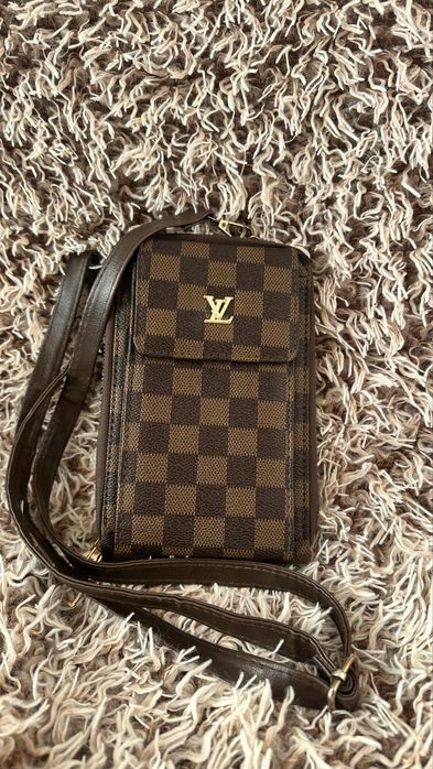 Жіноча сумка-гаманець Луї В