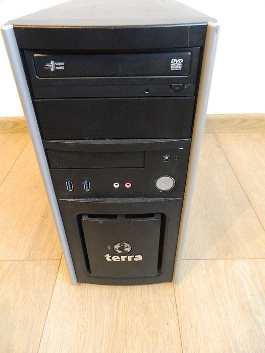 Komputer Terra AMD Ryzen 5 8GB DDR4 256GB NVMe