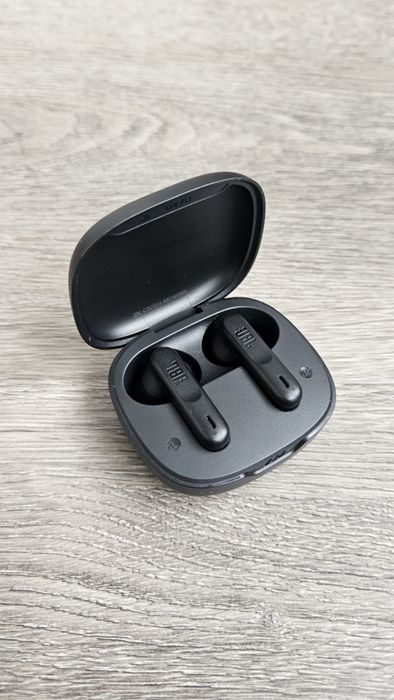 Auriculares JBL Live Flex Preto