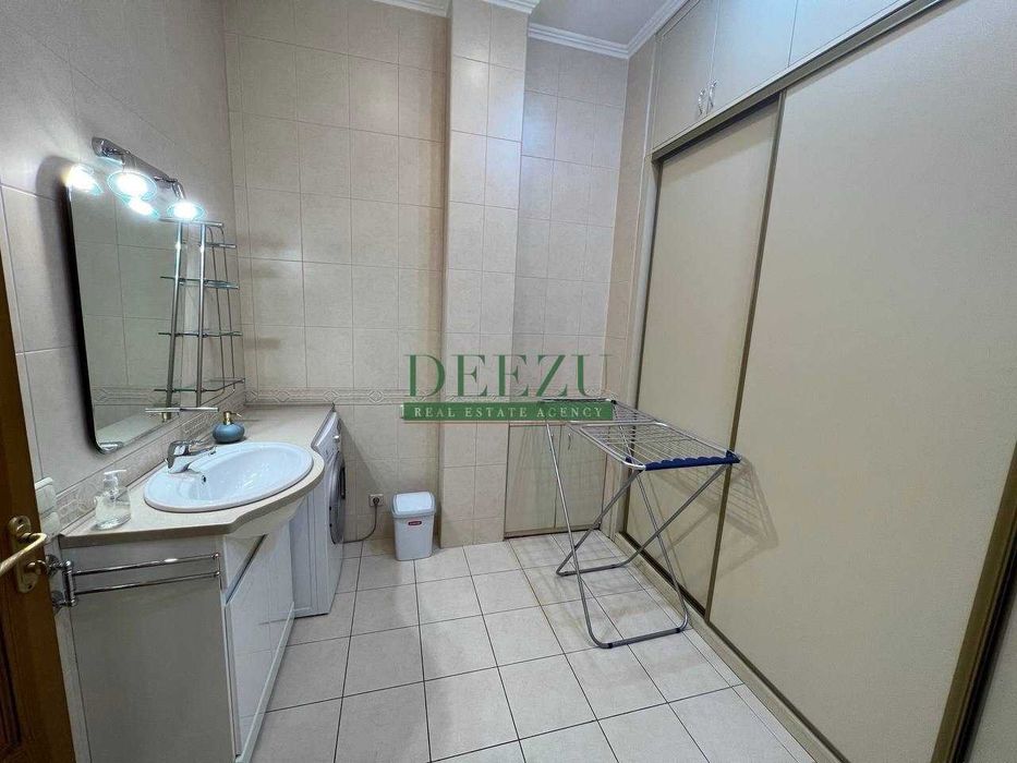 Продаж 2к.квартири 110м2  вул. Хрещатик 15, Пасаж