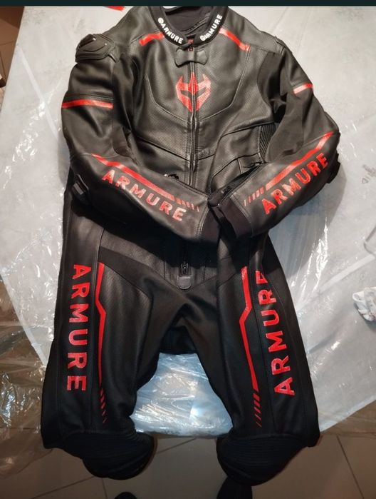 Fato ARMURE completo