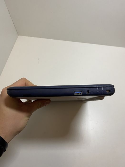 Chromebook asus c202s 11.6"/ 4GB RAM/16GB SSD! D847