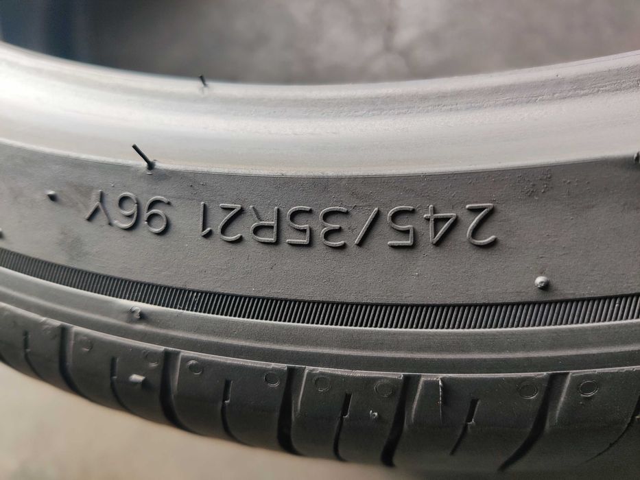 1шт R21 245 35 Hankook Ion Evo AS шина всесезонна з Tesla