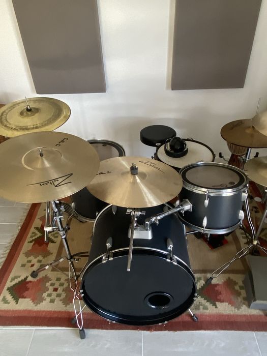 Bateria acustica kit Bombo 22” Tom 13” e 16”