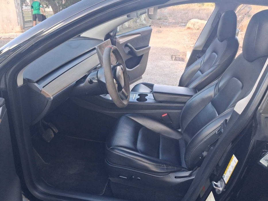 Tesla Model Y 2021 Long Range
