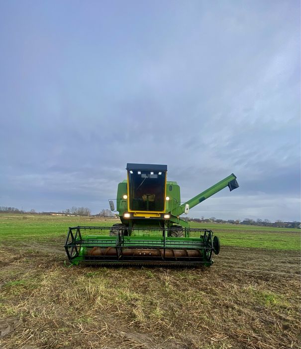 Продам комбайн John Deere 975 перехідна модель на 1072/1075