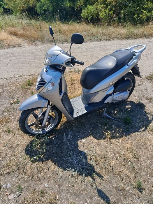 Продам Honda SH-125