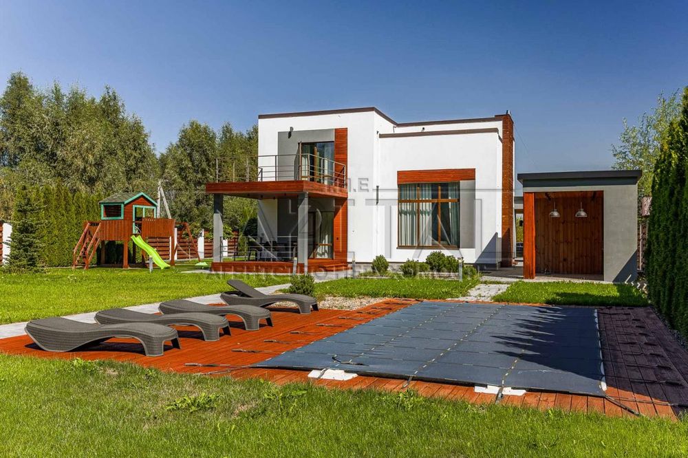 Пропонується в оренду сучасній сімейний будинок у Княжичах 190м2