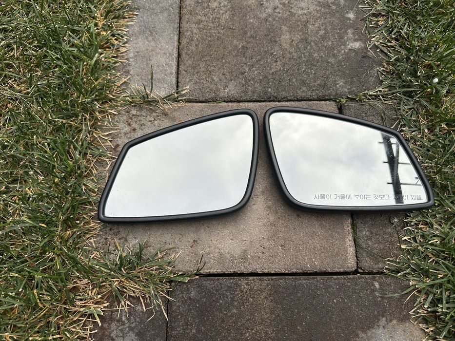 Вкладиш дзеркала БМВ Ф01