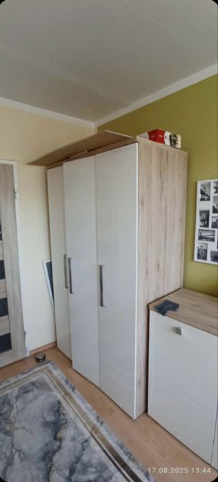 Nowoczesna szafa biały połysk