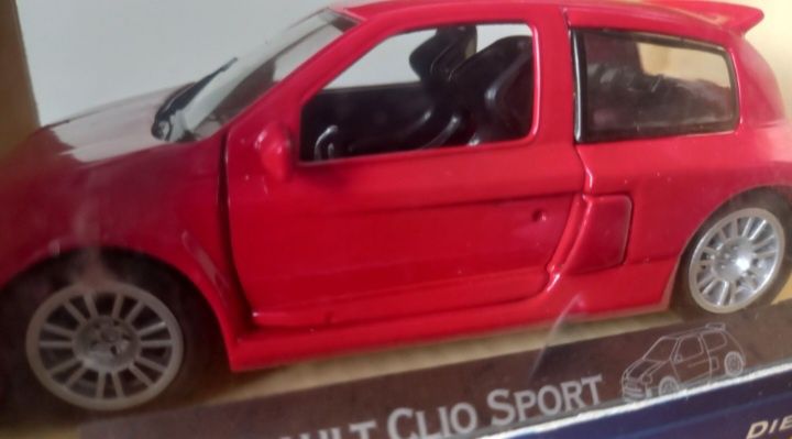 Renault clio sport escala 1:32