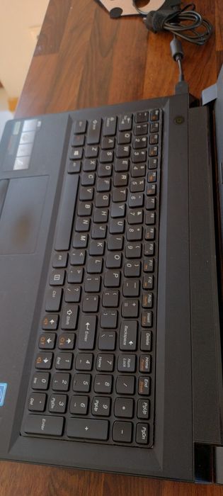 Laptop Lenovo B51-80 i5, 6b ram, dysk SSD 256 Gb