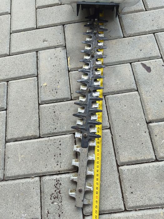 Spalinowe nożyce do żywopłotu