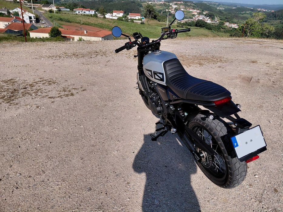 brixton crossfire 500x (Scrambler)