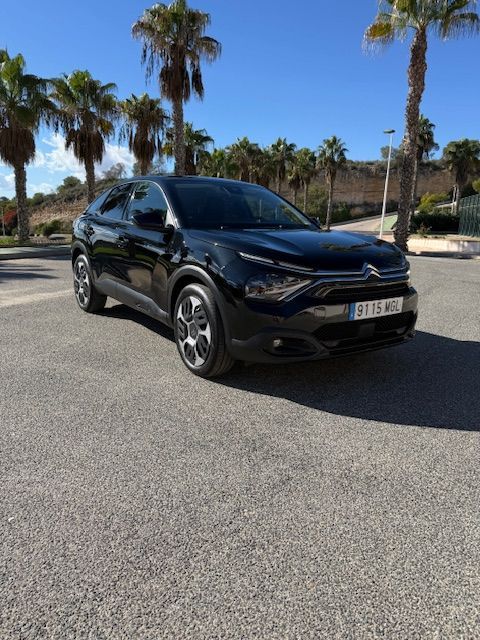 Citroën C4 Citroen C4 1,2 puretech z2023 roku z przebiegiem 9500km