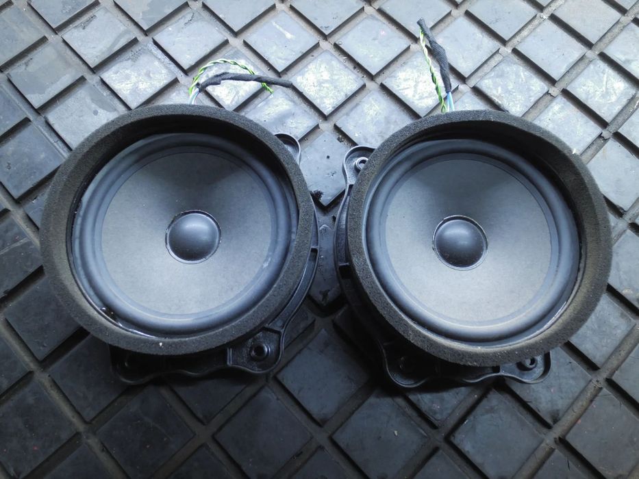 GŁOŚNIK SZEROKOPASMOWY STEREO BMW E46 65136908379