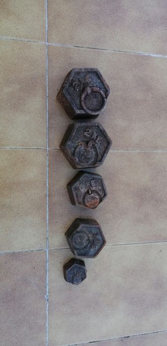 Balança Medines antiga