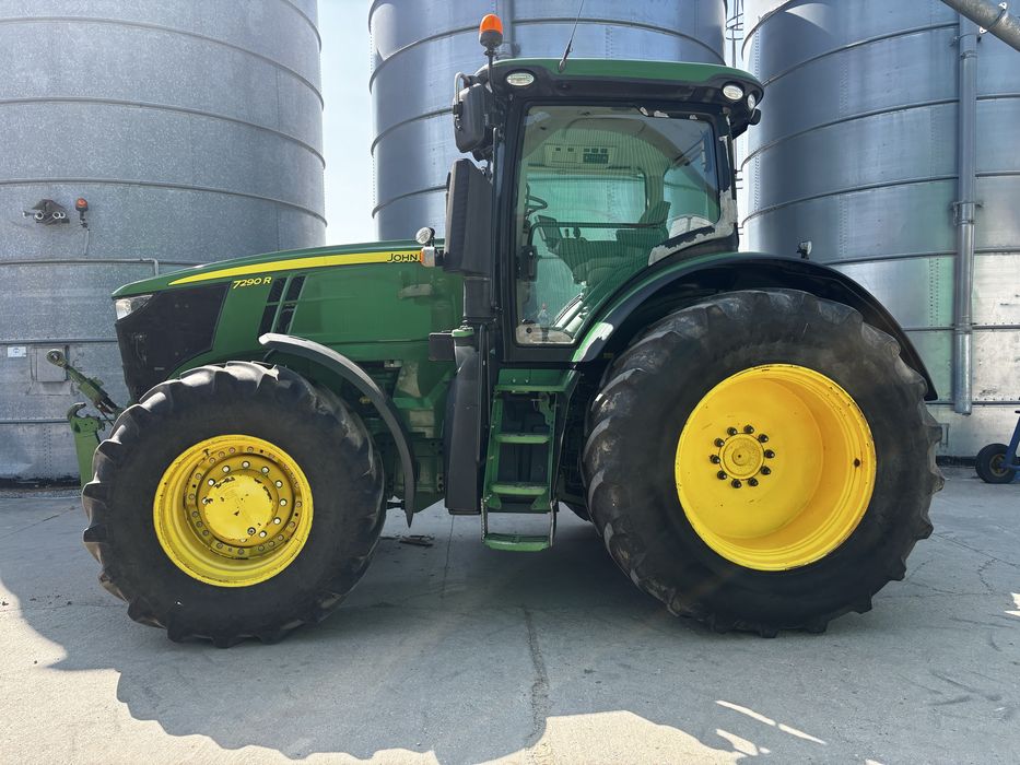 John Deere 7290R
