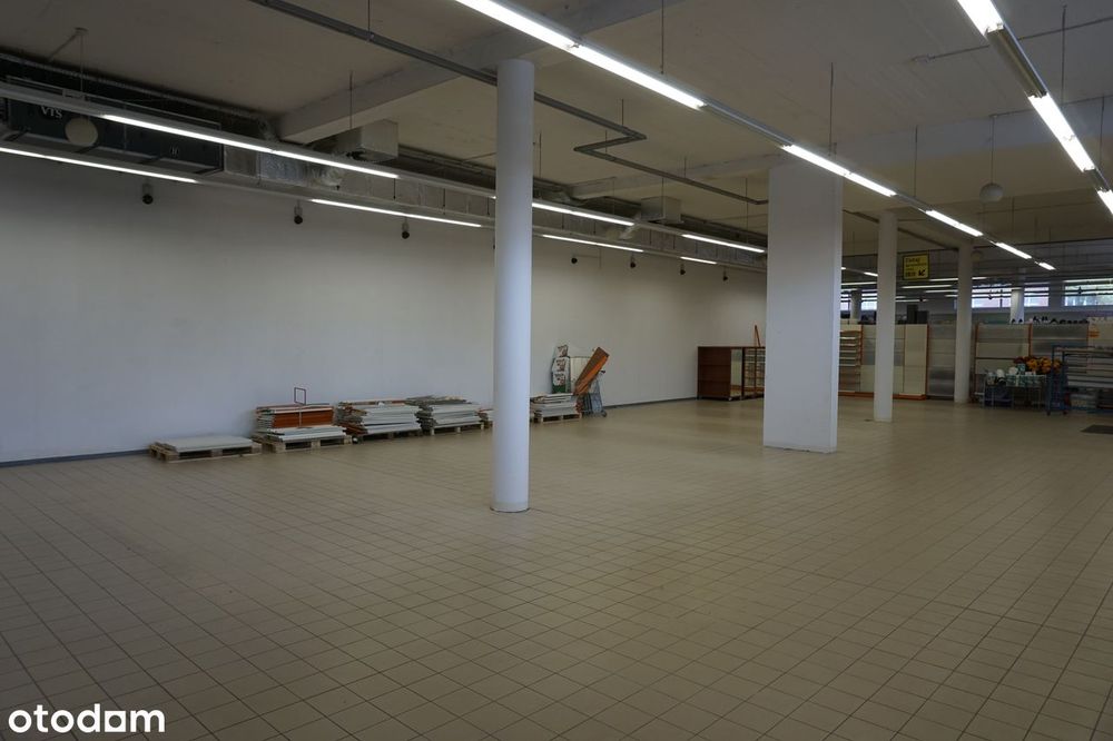 Gotowy lokal handlowy 300 m² | Lębork Rynek / Netto | Osobne wejście
