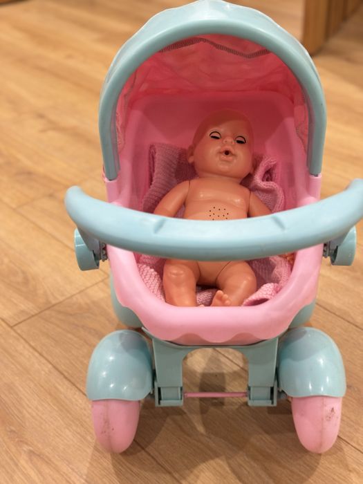 Коляска для ляльки.