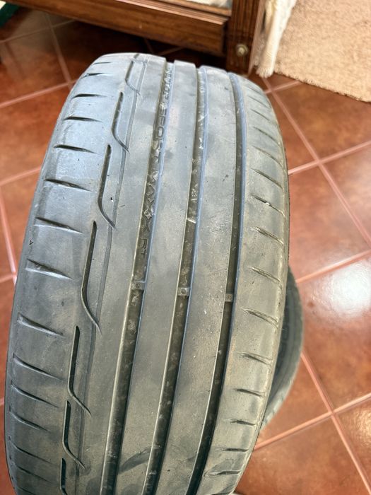 Pneus 225/45 r18