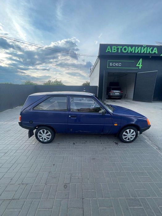 Таврія    машина