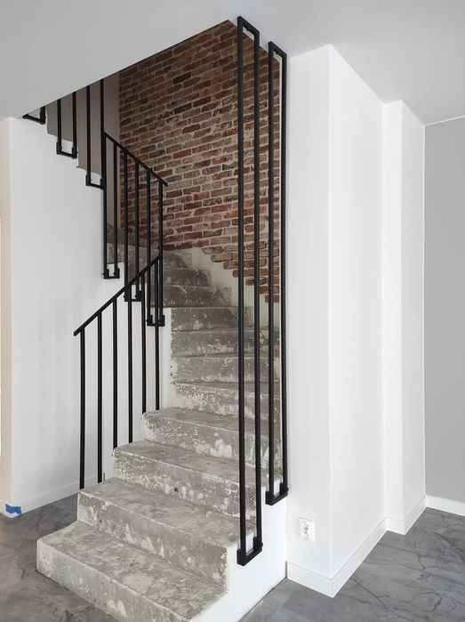 Balustrady wewnętrzne industrialne loft.