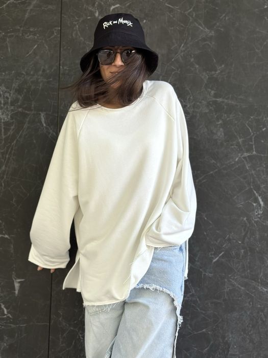 Жіночий лонгслів петля оверсайз. Женский лонг свободного кроя