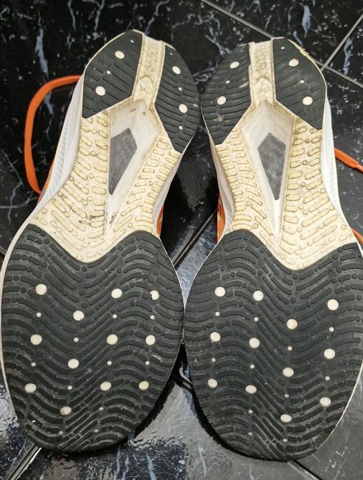 Ténis Joma R3000
