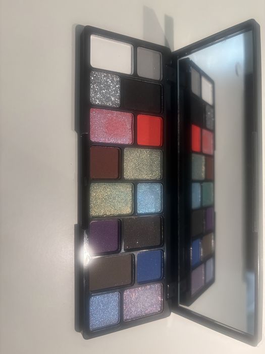 Kapeine paleta 16 cieni