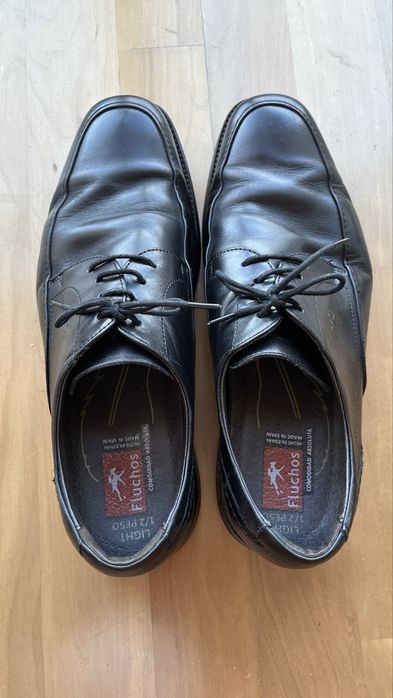 Sapatos sociais Fluchos em pele preta tamanho 43