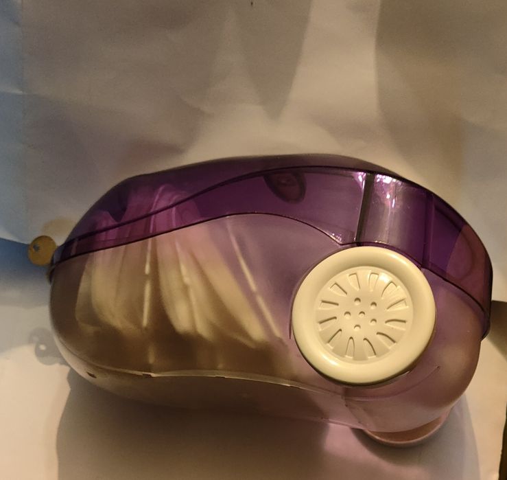 Nowy pojemnik do przechowywania płyt CD