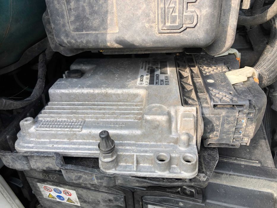 komputer sterownik silnika peugeot citroen 0281035365 9818703480  1.5d 2019